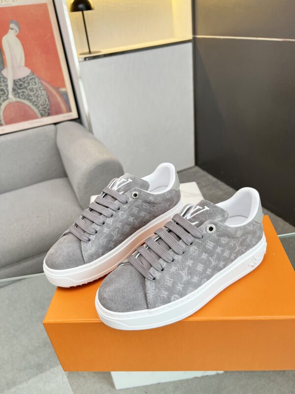 LV Charlie sneakers - Image 4