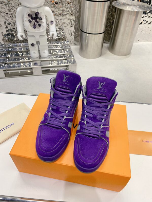 Louis*Vuitto* LV Traine shoe