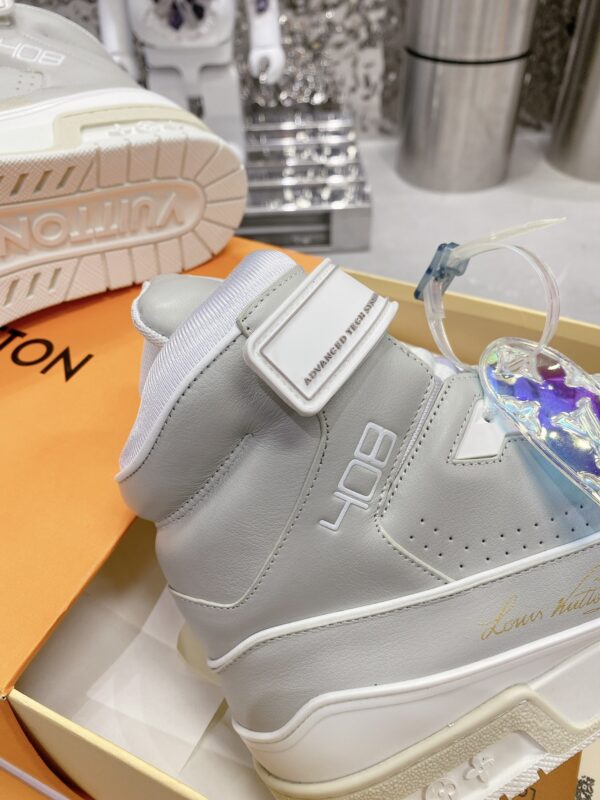 Louis*Vuitto* LV Traine shoe - Image 7