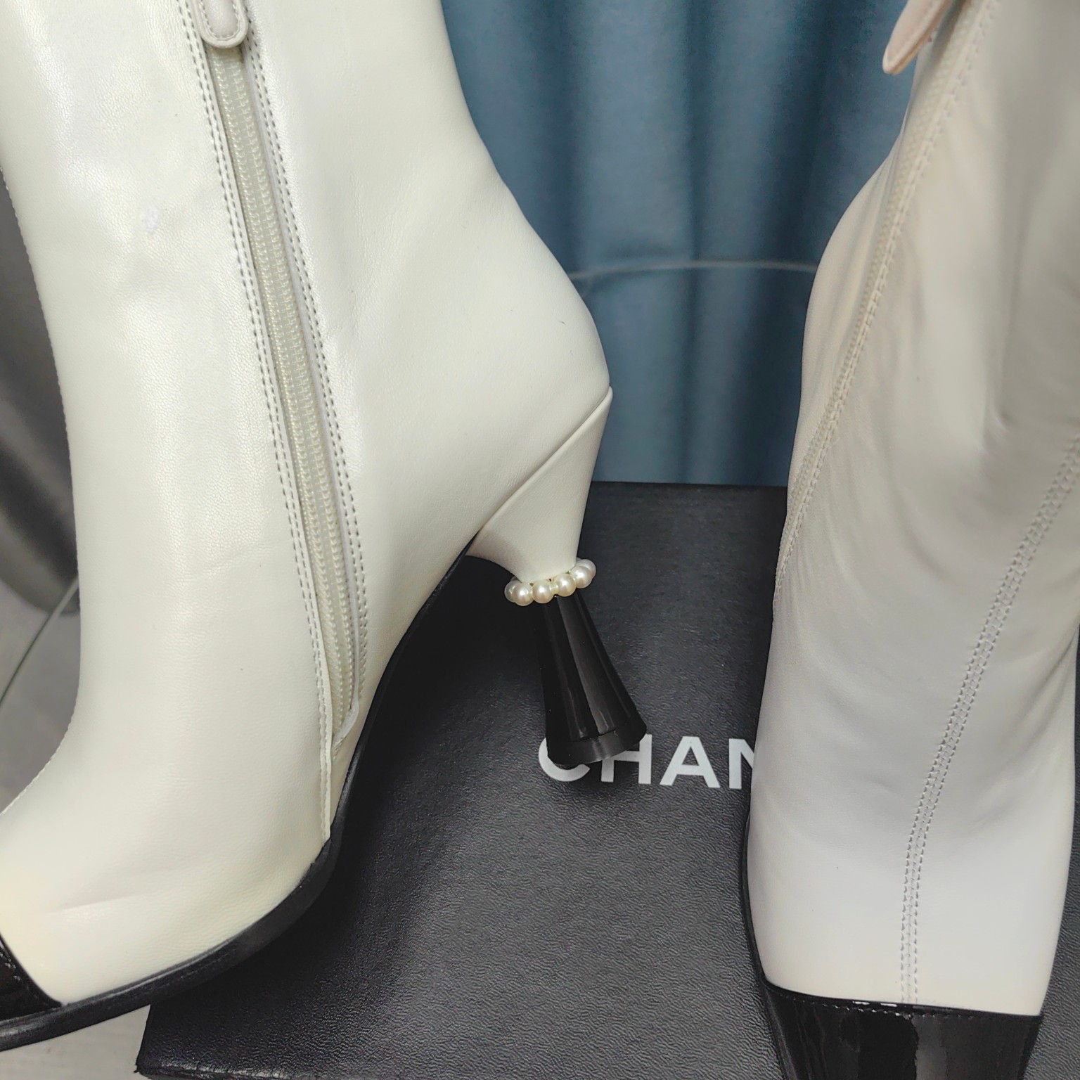 CHANEL autumn and winter styles boots - Image 5