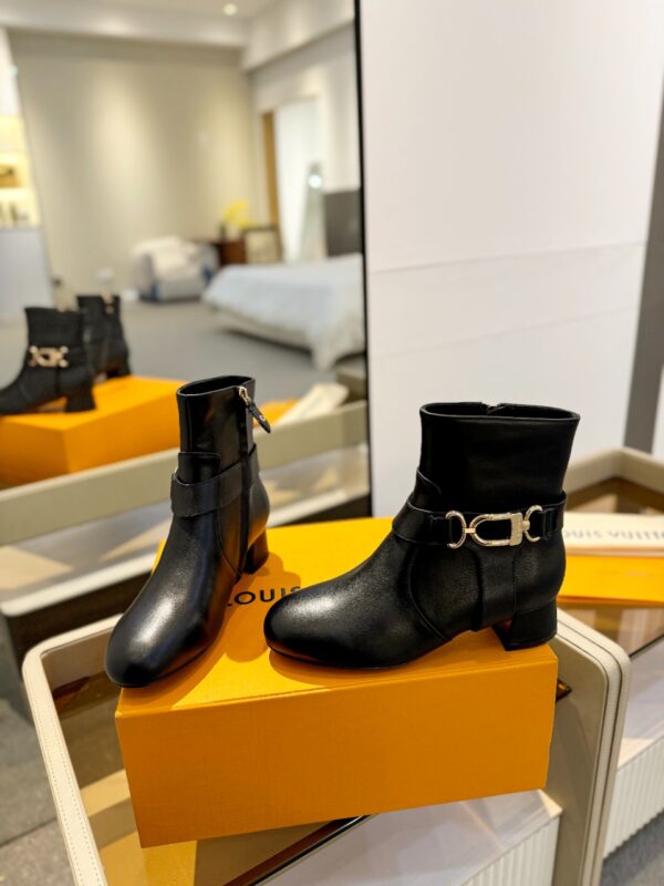 LV autumn and winter new short boots - Image 2