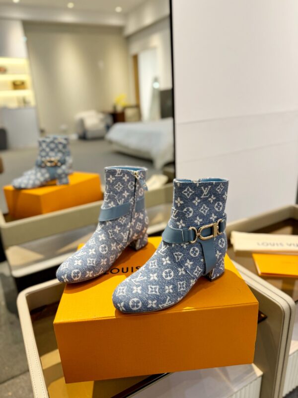 LV autumn and winter new short boots - Image 2
