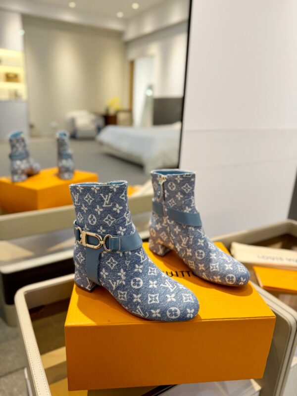 LV autumn and winter new short boots - Image 4