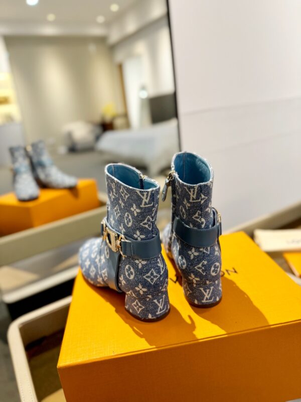 LV autumn and winter new short boots - Image 5