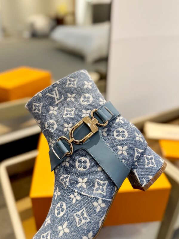 LV autumn and winter new short boots - Image 7