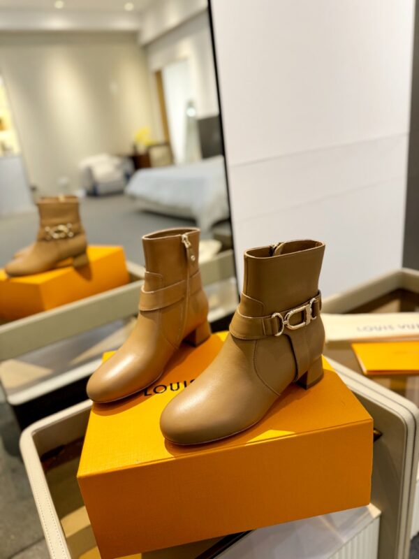 LV autumn and winter new short boots - Image 3