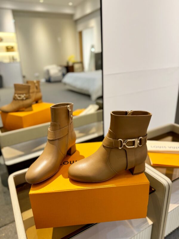 LV autumn and winter new short boots - Image 4