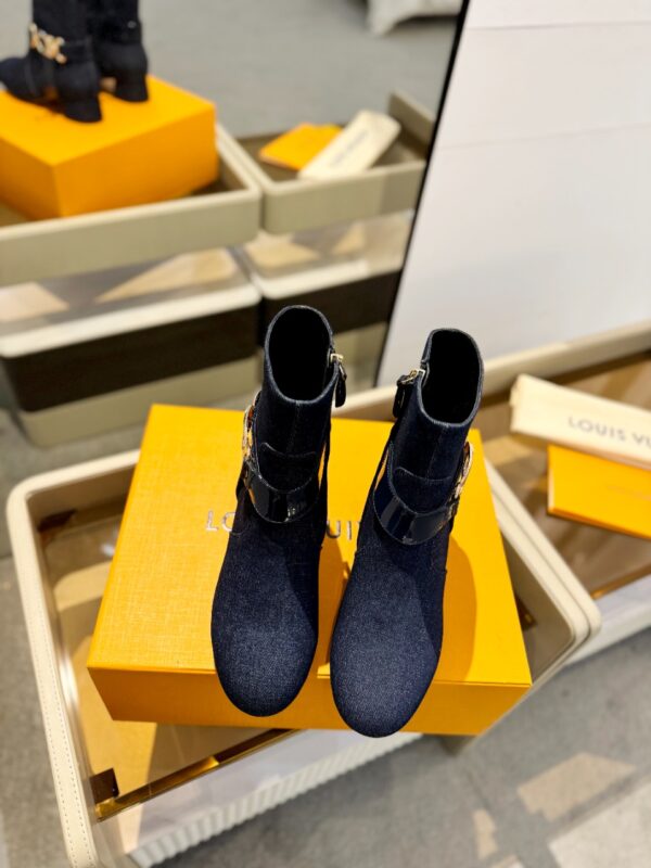 LV autumn and winter new short boots - Image 2