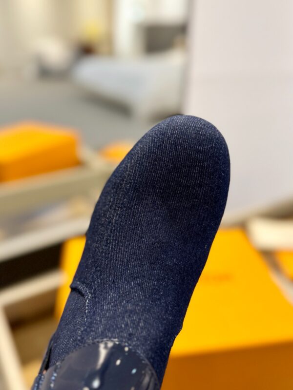 LV autumn and winter new short boots - Image 8