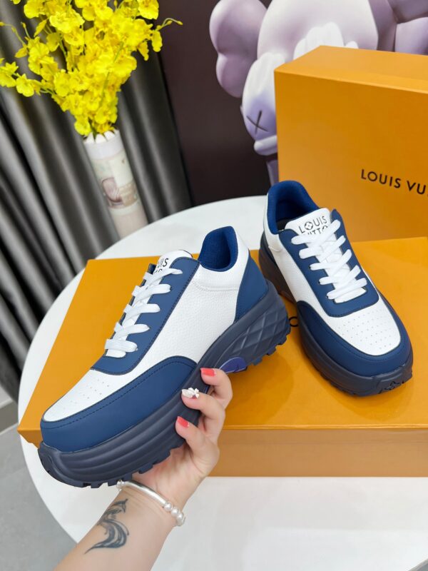 LV retro sneakers - Image 3