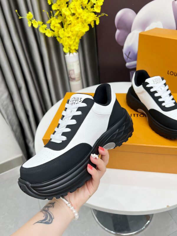 LV retro sneakers - Image 3