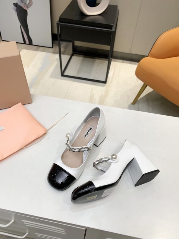 MiuMiu coarse single order shoes