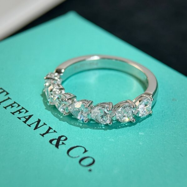 Tiffany&co row heart diamond ring - Image 5