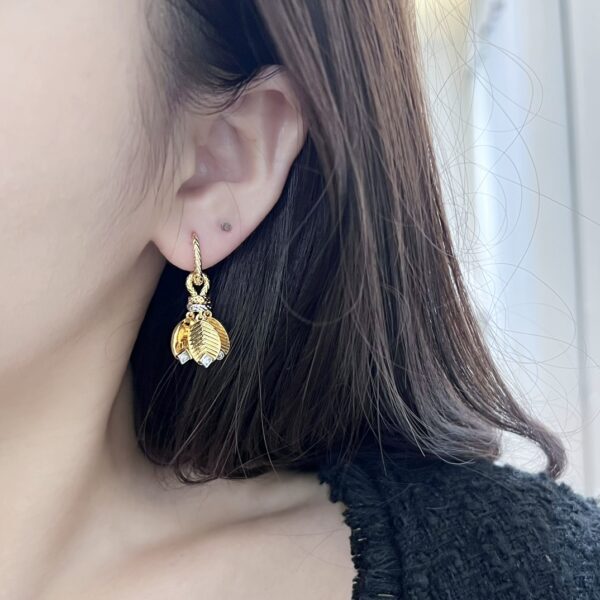 CARTIER new coffee bean earrings - Image 6