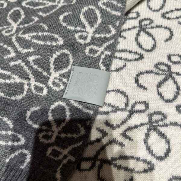 LOEWE scarf - Image 5