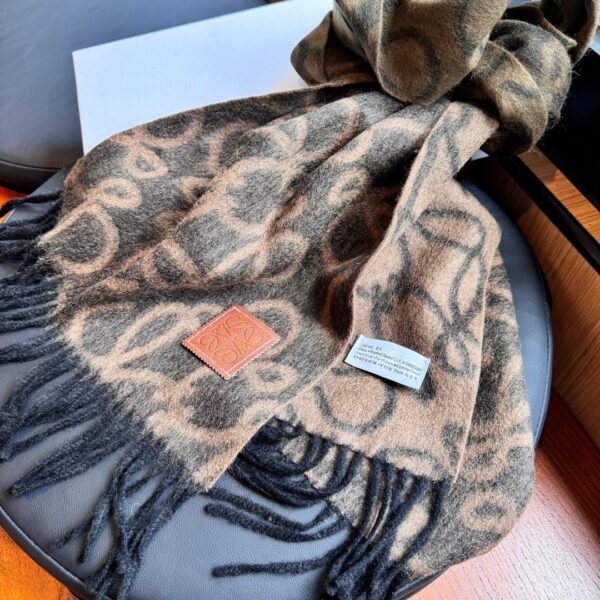 LOEWE scarf - Image 7