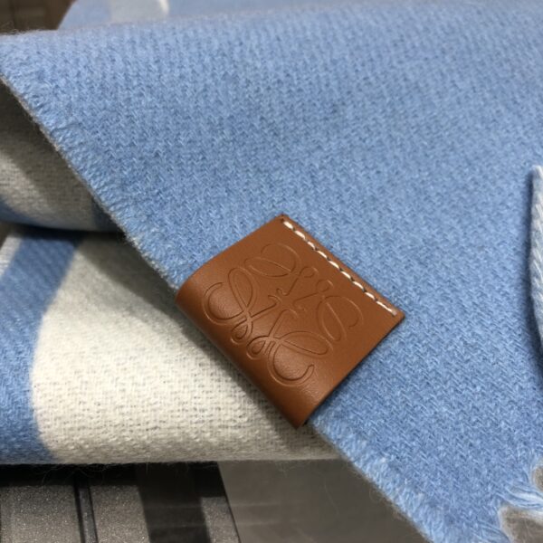 LOEWE scarf - Image 9