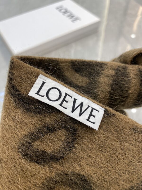 LOEWE scarf - Image 7