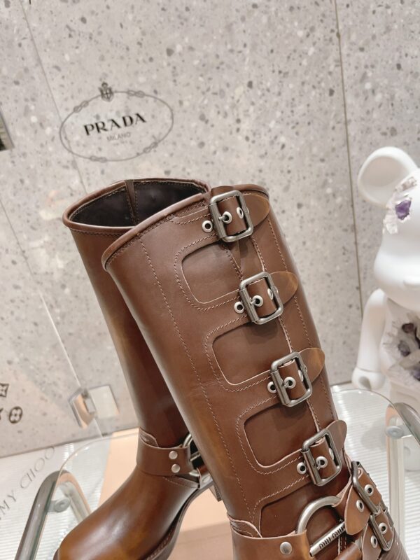 Miumiu popular boots - Image 7