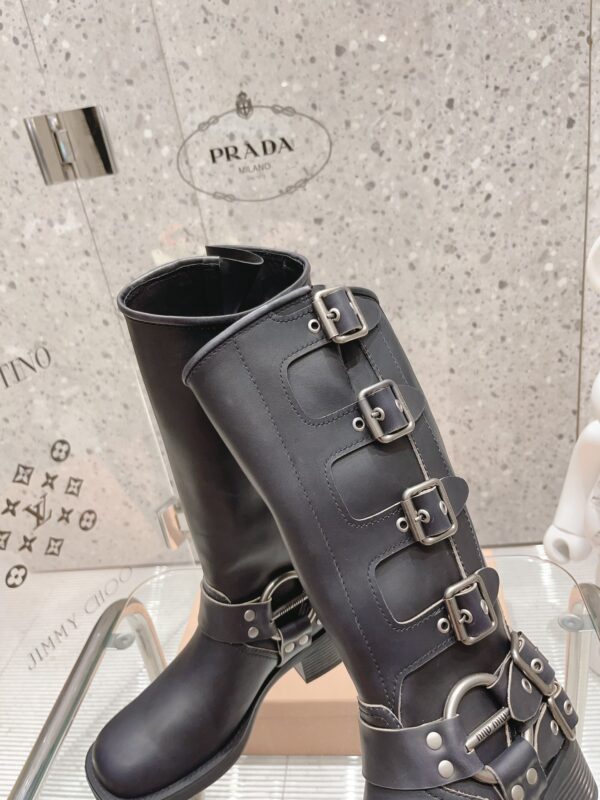 Miumiu popular boots - Image 5