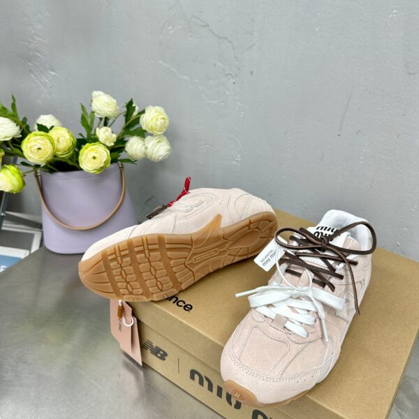 Miu Miu & New Balance NB530 Co branded Sports Shoes - Image 3