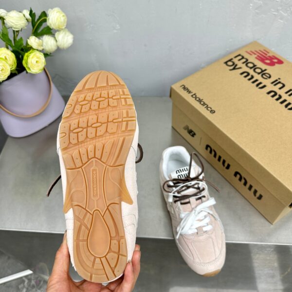 Miu Miu & New Balance NB530 Co branded Sports Shoes - Image 8