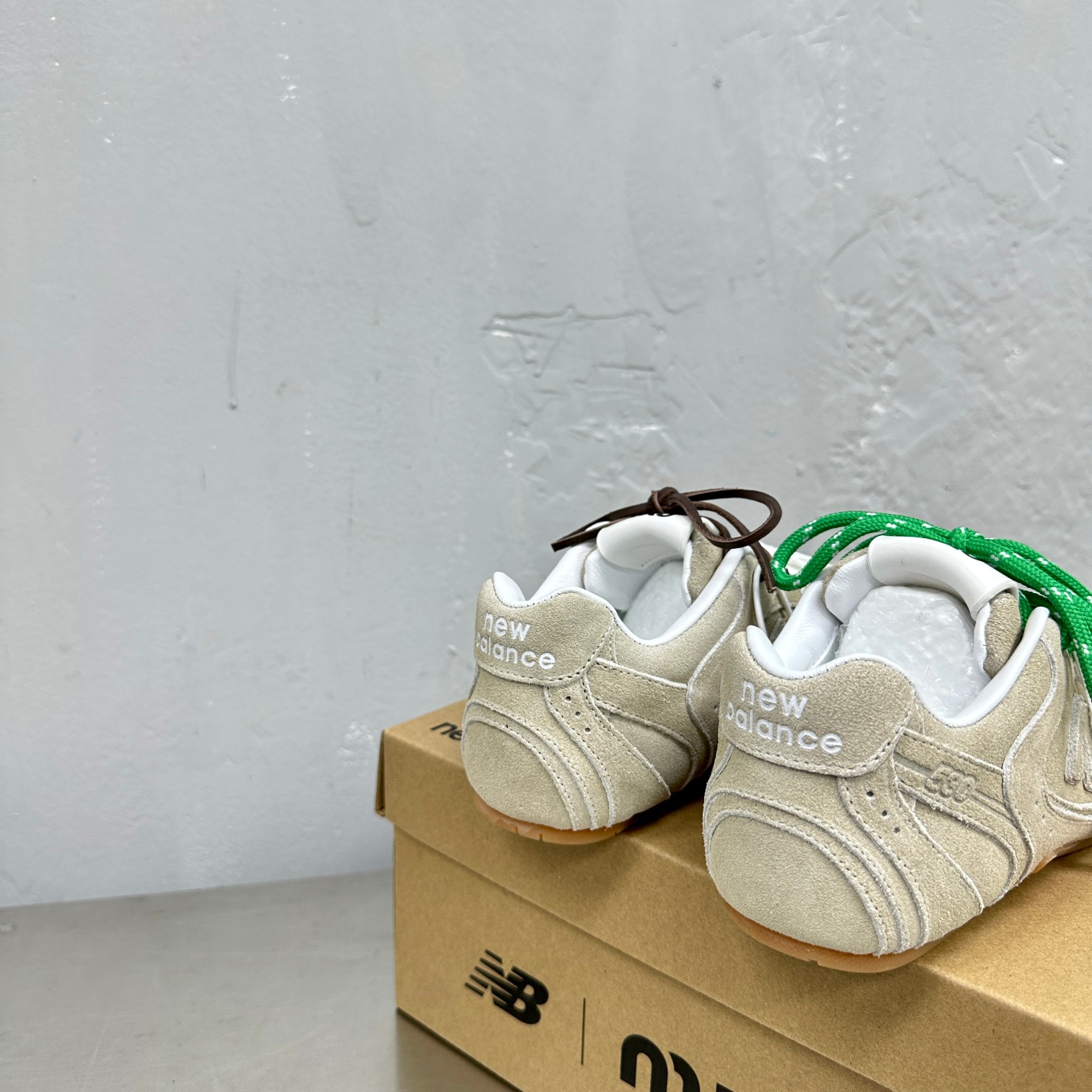 Miu Miu & New Balance NB530 Co branded Sports Shoes - Image 5