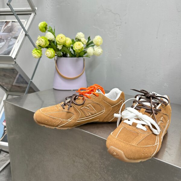 Miu Miu & New Balance NB530 Co branded Sports Shoes - Image 2