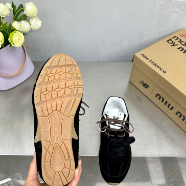 Miu Miu & New Balance NB530 Co branded Sports Shoes - Image 8