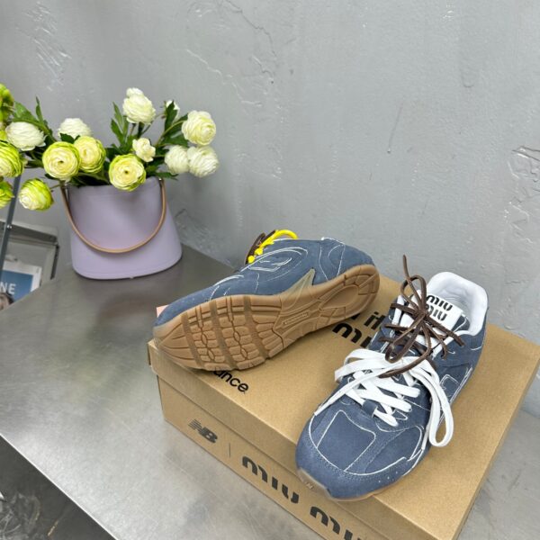Miu Miu & New Balance NB530 Co branded Sports Shoes - Image 4