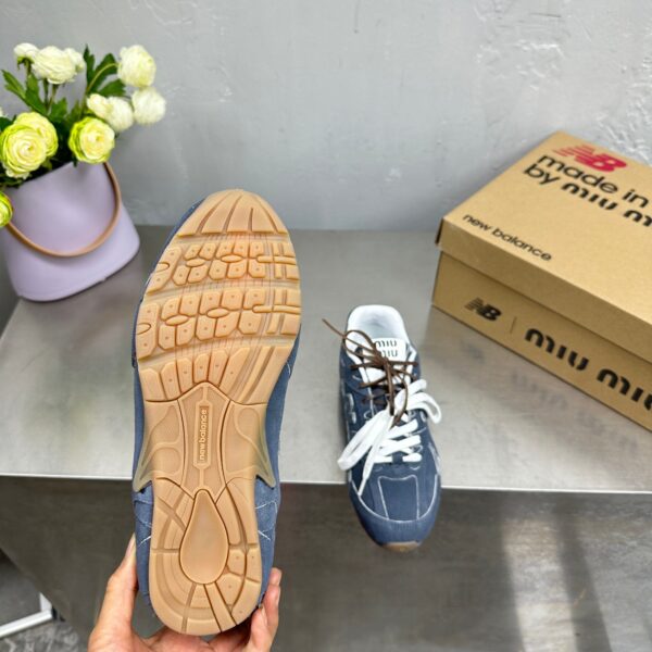 Miu Miu & New Balance NB530 Co branded Sports Shoes - Image 8