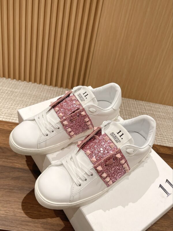 Valentino's new casual white shoes - Image 4