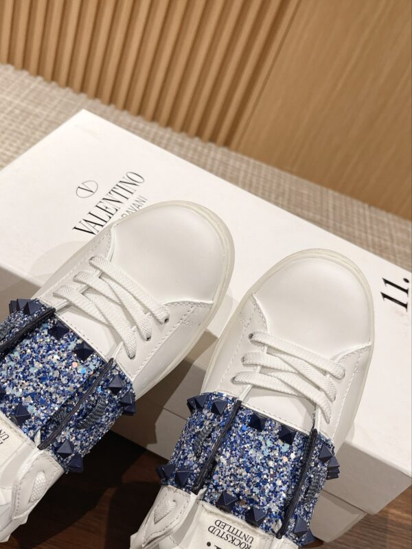 Valentino's new casual white shoes - Image 8