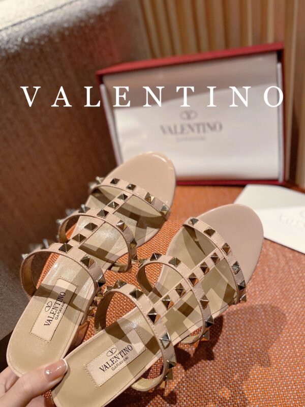 𝑉𝐴𝐿𝐸𝑁𝑇𝐼𝑁𝑂 Classic 'King' high heels - Image 6