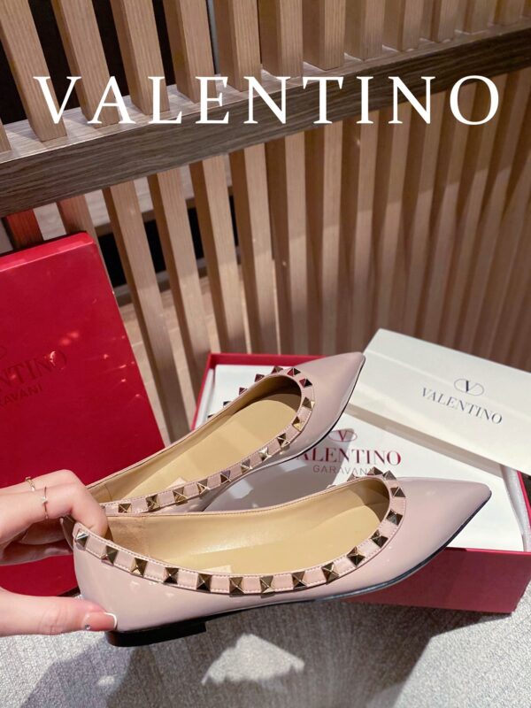 VALENTINO ROCKSTUD Riveted Flat Shoes - Image 7