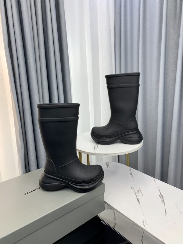 Balenciaga&Crocs Joint New Cave Rain Boots(couple style) - Image 6