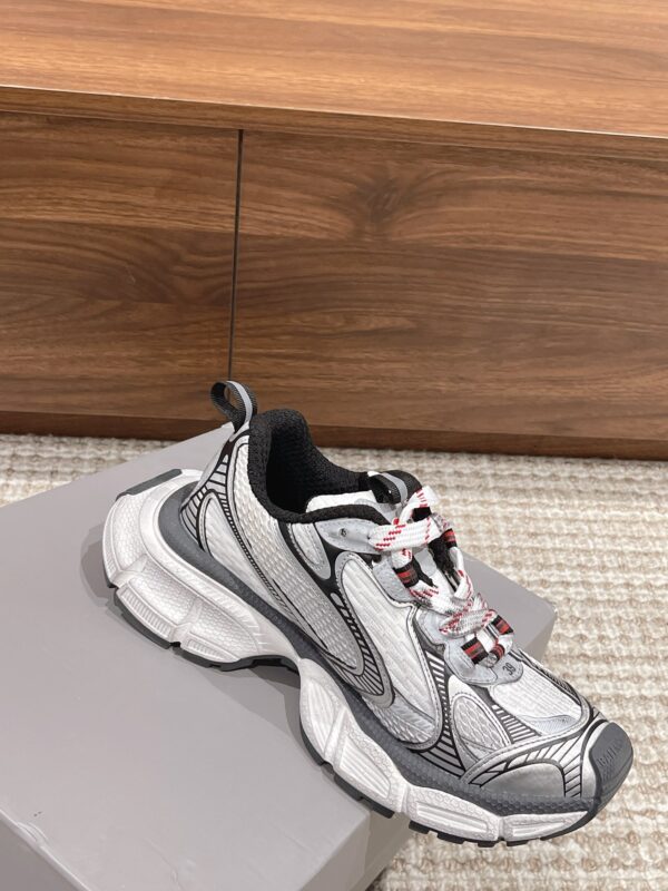 Balenciaga 3XL Sneaker - Image 2