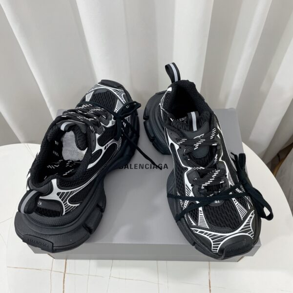 Balenciaga 3XL Sneaker - Image 2