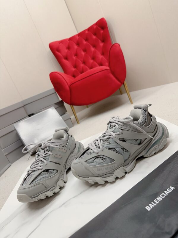 Balenciaga Track sports shoes - Image 4