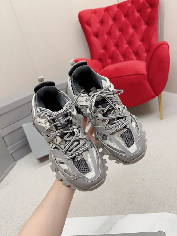Balenciaga Track sports shoes - Image 3
