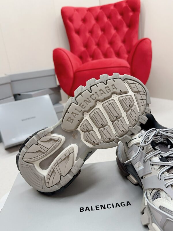 Balenciaga Track sports shoes - Image 8