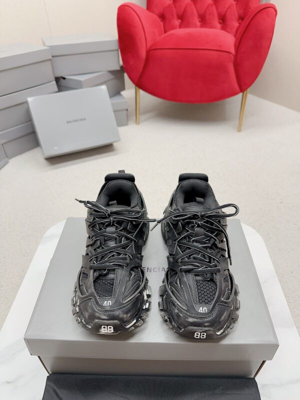 Balenciaga Track sports shoes
