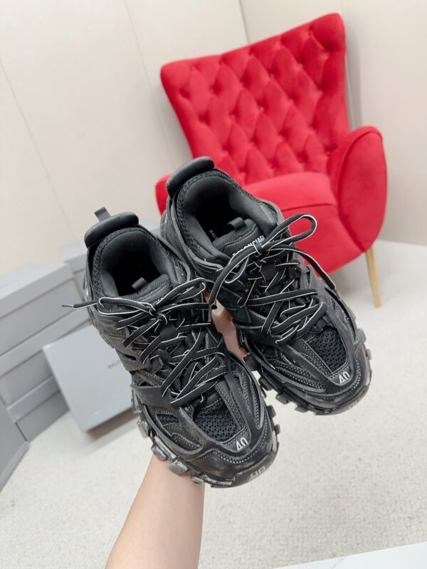 Balenciaga Track sports shoes - Image 3
