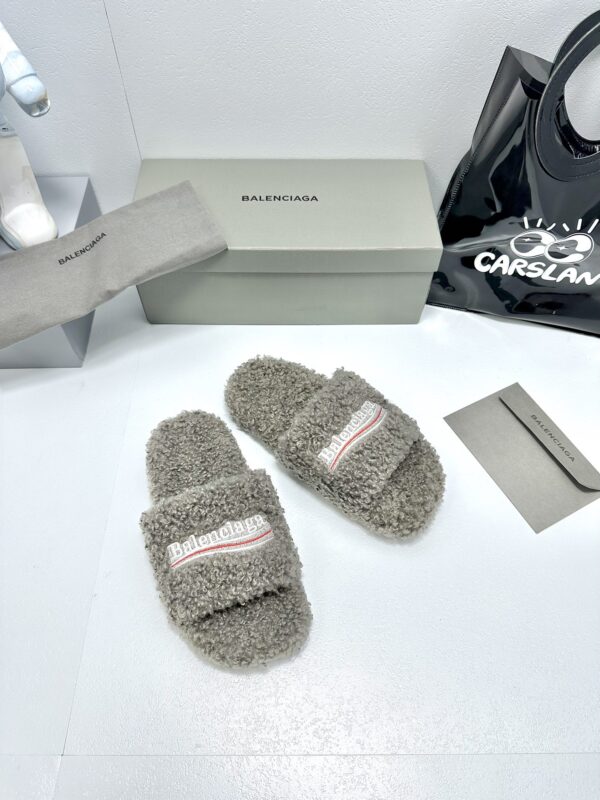 Balenciaga Political Campaign logo embroidered slippers - Image 3