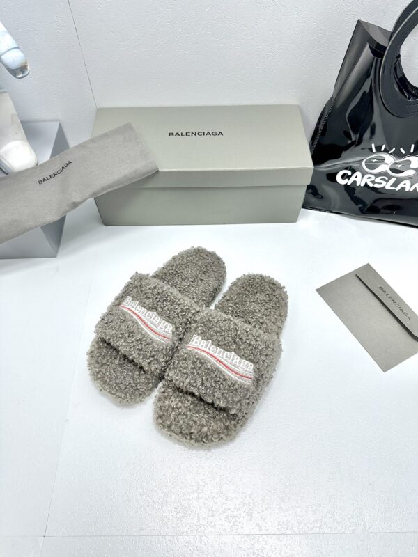 Balenciaga Political Campaign logo embroidered slippers - Image 4