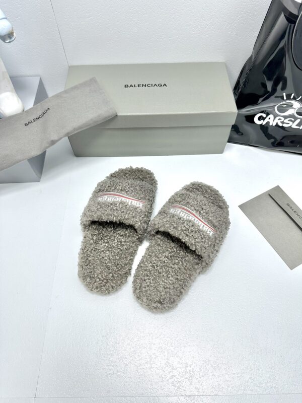 Balenciaga Political Campaign logo embroidered slippers - Image 6