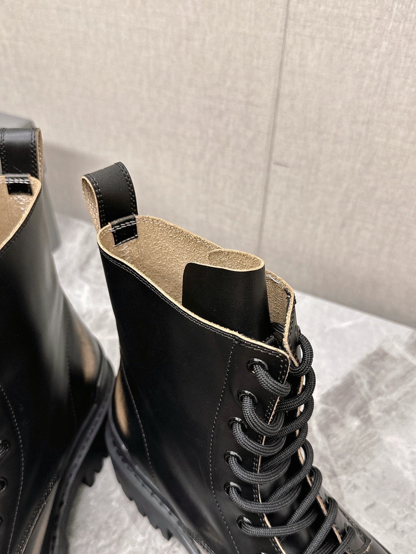 Balenciaga high top shoes (couple style) - Image 5