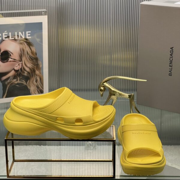 Balenciaga's latest cave slippers