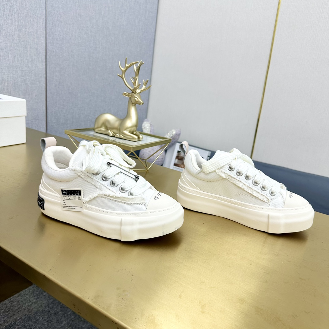 BALENCIAGA Retro Casual Sneakers - Image 8
