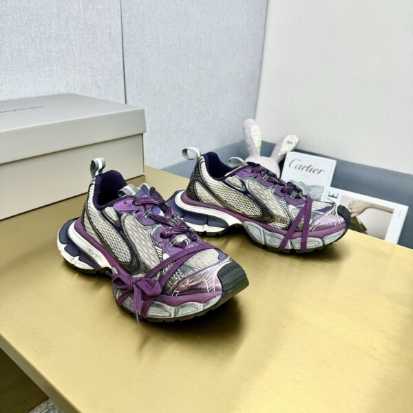 BALENCIAGA Retro Casual Sneakers - Image 5